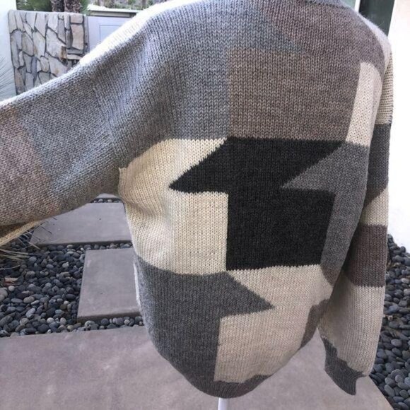 Vintage Wool Cardigan Womens Chunky Wooden Buttons Gray White Crew Neck Abstract - Picture 6 of 14
